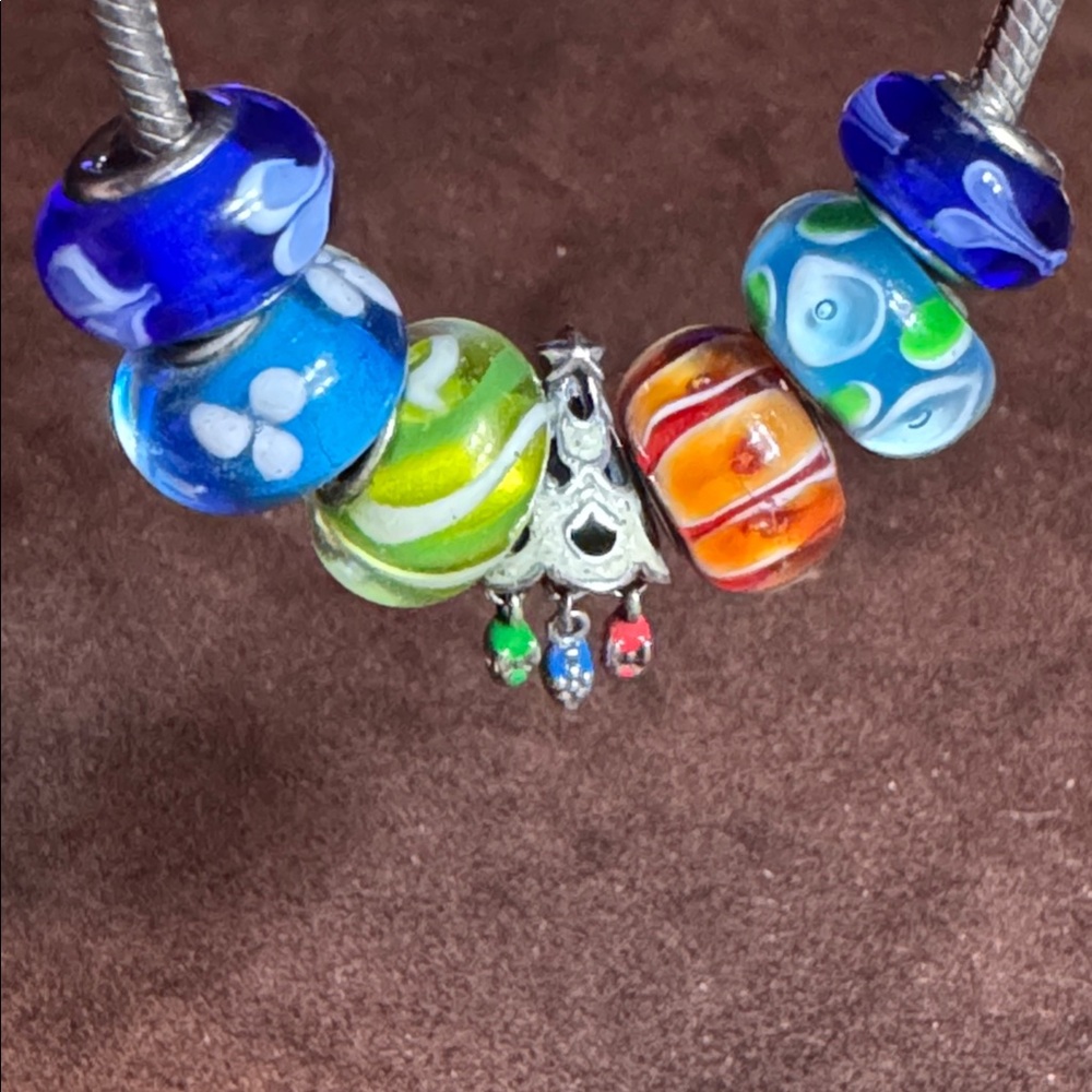 Chamilia Bracelet birthday hat charm glass rondel silver snake bracelet 🐈‍⬛